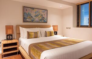 Summit Windmill Golf Suite Hotel @Suvarnabhumi
