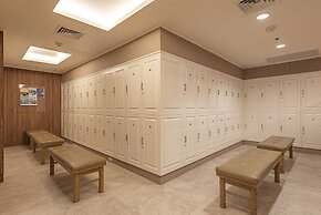 Summit Windmill Golf Suite Hotel @Suvarnabhumi