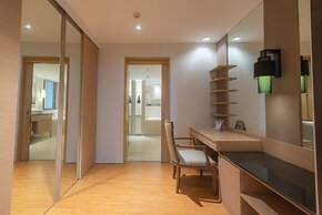 Summit Windmill Golf Suite Hotel @Suvarnabhumi