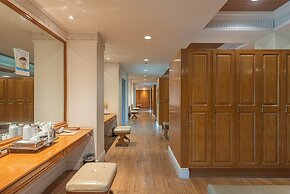 Summit Windmill Golf Suite Hotel @Suvarnabhumi