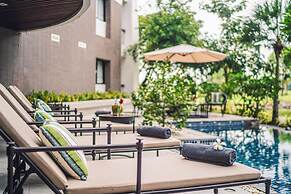 Summit Windmill Golf Suite Hotel @Suvarnabhumi