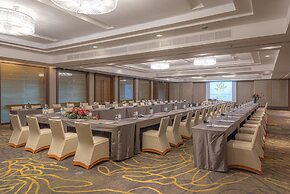 Summit Windmill Golf Suite Hotel @Suvarnabhumi