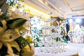 Summit Windmill Golf Suite Hotel @Suvarnabhumi