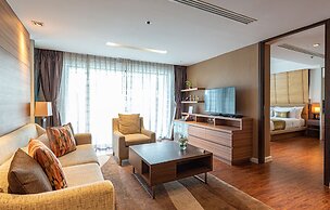 Summit Windmill Golf Suite Hotel @Suvarnabhumi