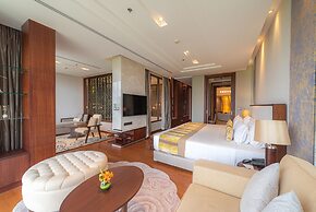 Summit Windmill Golf Suite Hotel @Suvarnabhumi