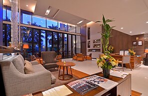 Summit Windmill Golf Suite Hotel @Suvarnabhumi