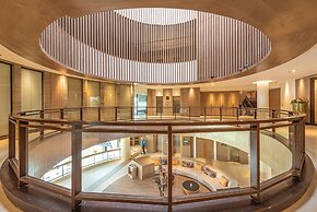 Summit Windmill Golf Suite Hotel @Suvarnabhumi