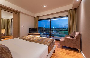 Summit Windmill Golf Suite Hotel @Suvarnabhumi