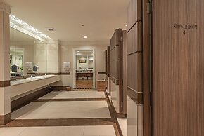 Summit Windmill Golf Suite Hotel @Suvarnabhumi