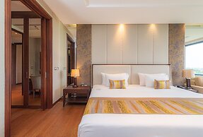 Summit Windmill Golf Suite Hotel @Suvarnabhumi
