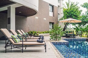 Summit Windmill Golf Suite Hotel @Suvarnabhumi