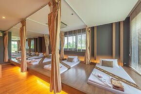 Summit Windmill Golf Suite Hotel @Suvarnabhumi