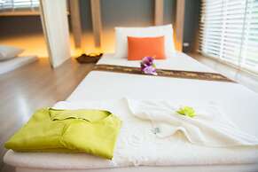 Summit Windmill Golf Suite Hotel @Suvarnabhumi