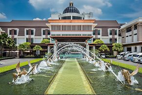 Summit Windmill Golf Suite Hotel @Suvarnabhumi