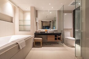 Summit Windmill Golf Suite Hotel @Suvarnabhumi