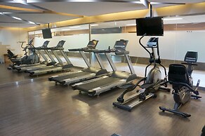 Summit Windmill Golf Suite Hotel @Suvarnabhumi