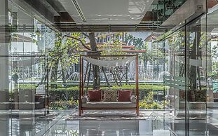 Summit Windmill Golf Suite Hotel @Suvarnabhumi