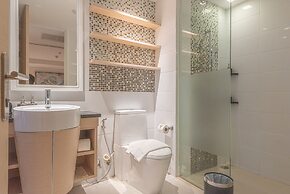 Summit Windmill Golf Suite Hotel @Suvarnabhumi