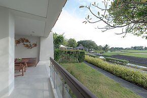Summit Windmill Golf Suite Hotel @Suvarnabhumi