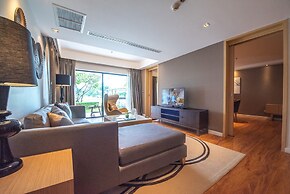 Summit Windmill Golf Suite Hotel @Suvarnabhumi