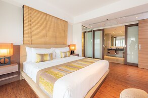 Summit Windmill Golf Suite Hotel @Suvarnabhumi