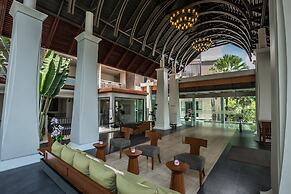 Summit Windmill Golf Suite Hotel @Suvarnabhumi