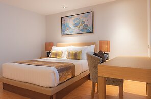 Summit Windmill Golf Suite Hotel @Suvarnabhumi