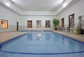 Holiday Inn Express Hotel & Suites Malone by IHG