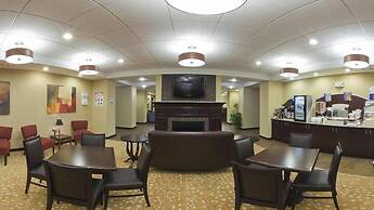Holiday Inn Express Hotel & Suites Malone by IHG