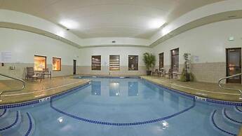 Holiday Inn Express Hotel & Suites Malone by IHG