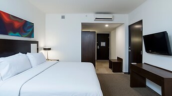 Holiday Inn Guadalajara Patria Universidad by IHG