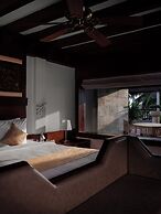 Gokulam Grand Turtle On The Beach