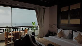 Gokulam Grand Turtle On The Beach