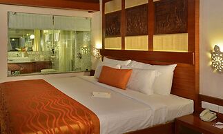 Gokulam Grand Turtle On The Beach