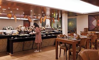 Gokulam Grand Turtle On The Beach