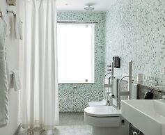 Gokulam Grand Turtle On The Beach