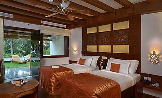 Gokulam Grand Turtle On The Beach