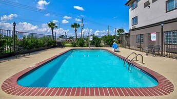 OYO Townhouse Sulphur, LA Extended Stay