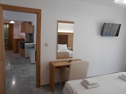 Artemis Hotel Apartments