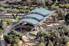 Artemis Hotel Apartments