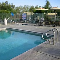 Edgewater Inn Reedley