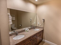 Edgewater Inn Reedley