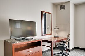 Hilton Garden Inn Milwaukee Airport