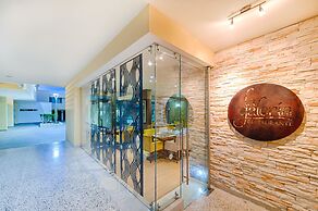 Hotel Arizona Suites