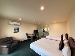 Asure Ashley Motor Lodge