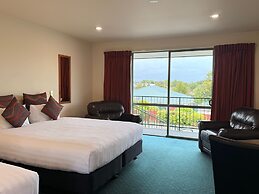 Asure Ashley Motor Lodge