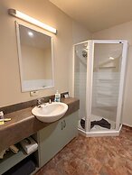 Asure Ashley Motor Lodge