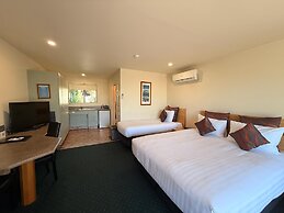 Asure Ashley Motor Lodge