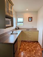 Asure Ashley Motor Lodge