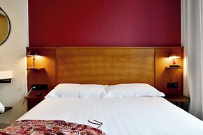 Agate Hotel